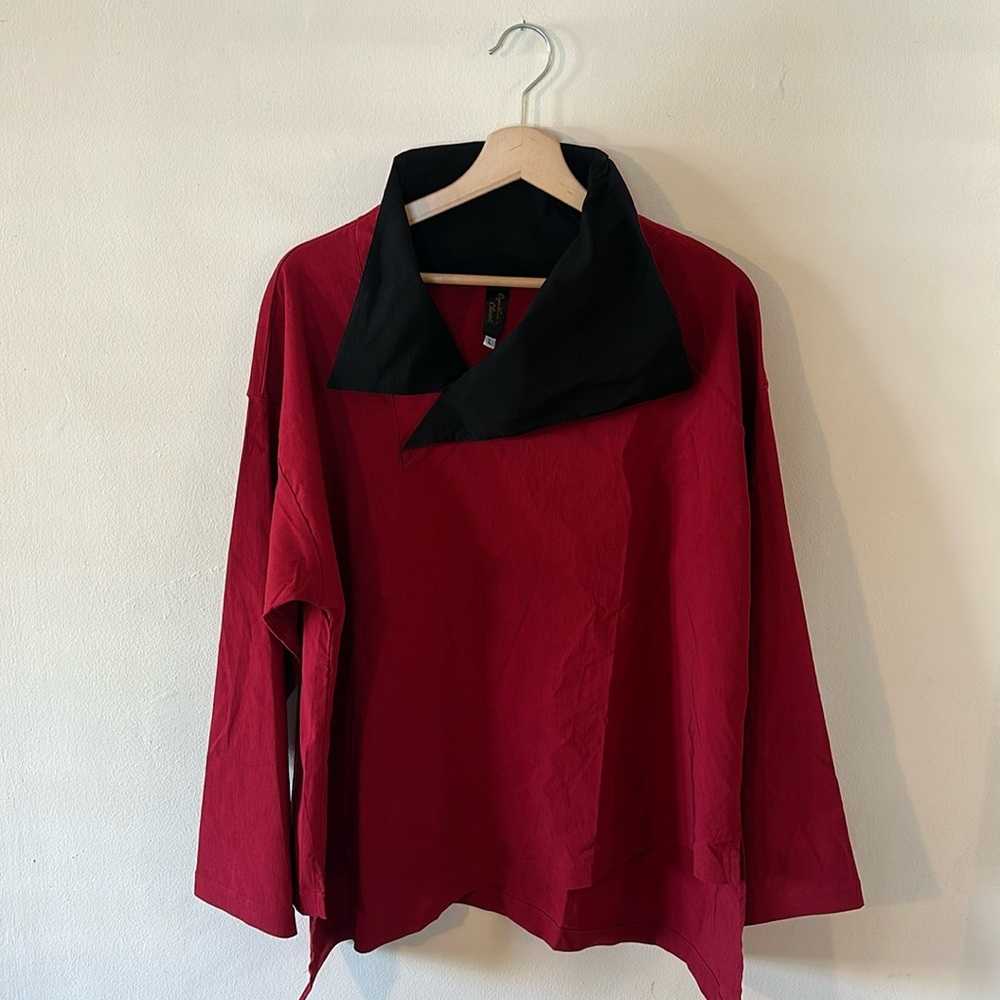 Cynthia's Closet Asymmetrical Pullover, Sz L